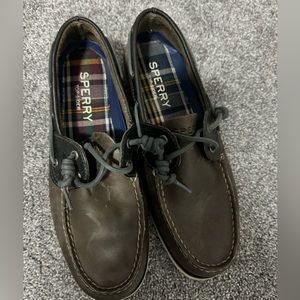 Sperry leather boat shoes. Size 10. Lightly worn.